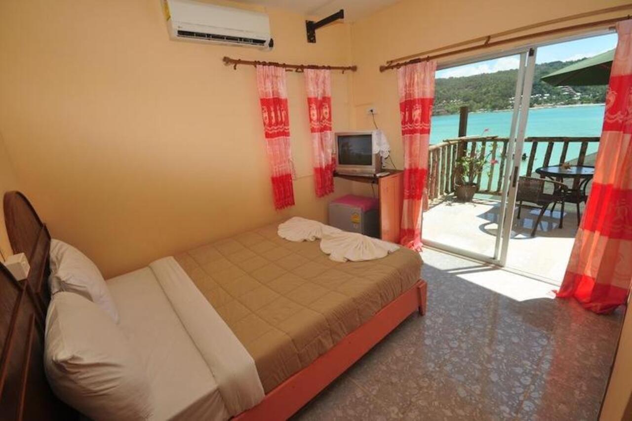 Phi Phi Beach Front Resort Екстер'єр фото
