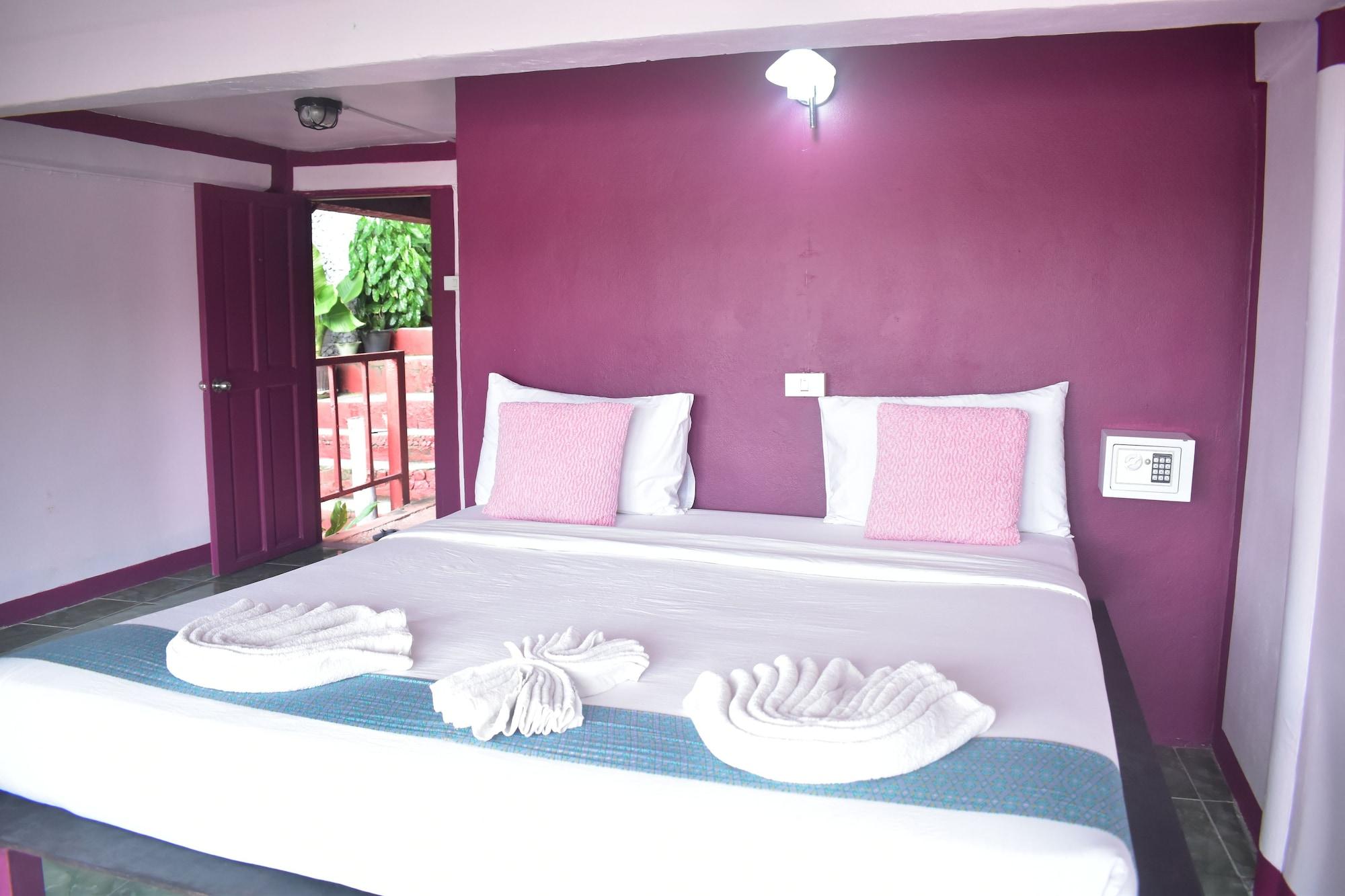 Phi Phi Beach Front Resort Екстер'єр фото