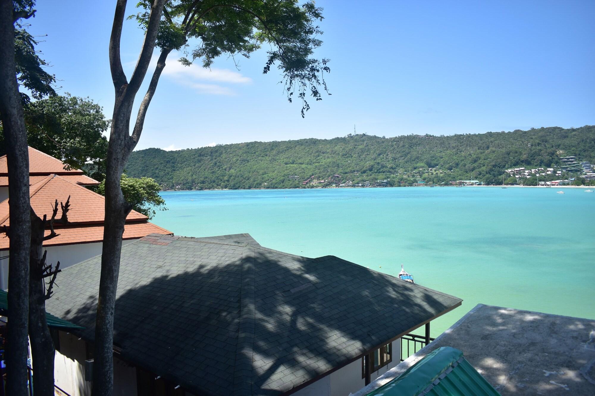 Phi Phi Beach Front Resort Екстер'єр фото