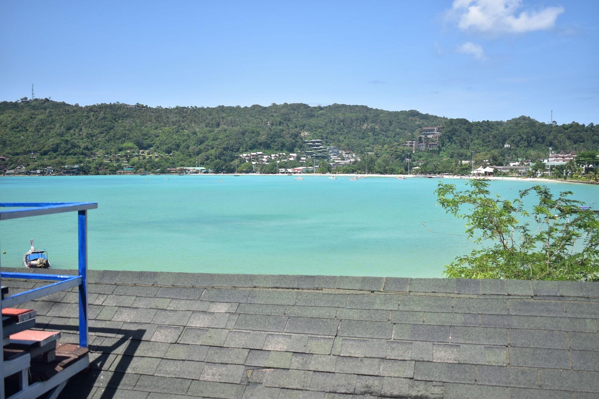 Phi Phi Beach Front Resort Екстер'єр фото