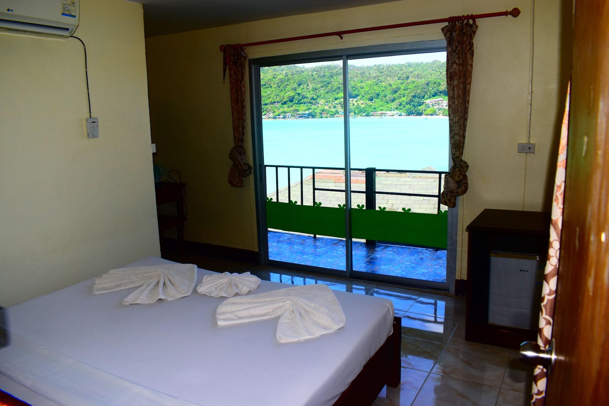 Phi Phi Beach Front Resort Екстер'єр фото