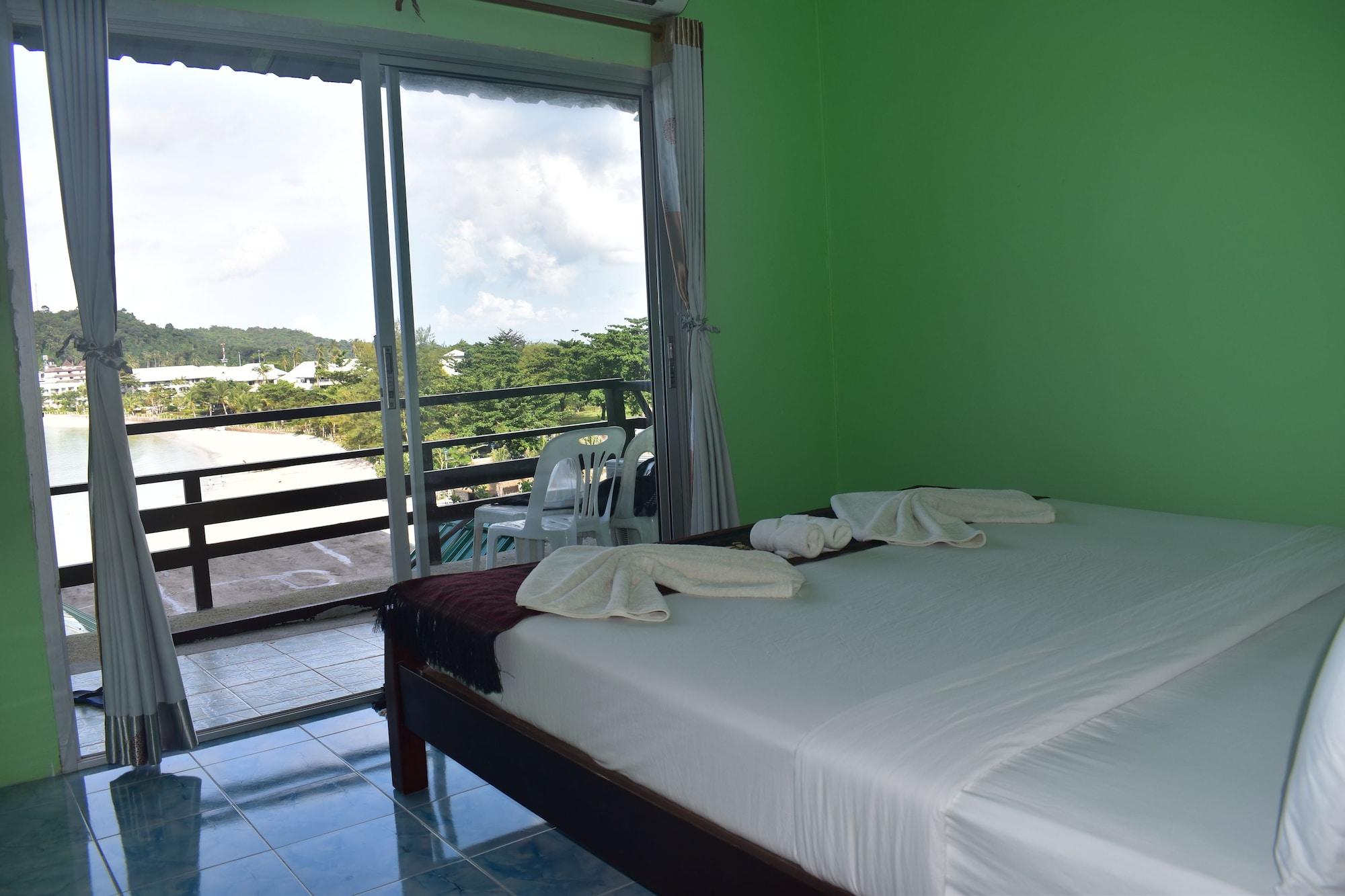 Phi Phi Beach Front Resort Екстер'єр фото